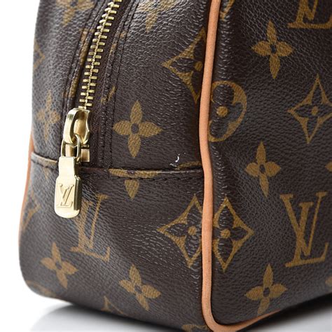 toilet bag louis vuitton|louis vuitton monogram toiletry bag.